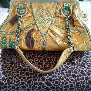 Handbag lifestyles by Sharif 1827